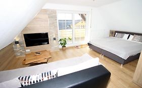 Germina Apart